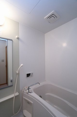 【浴室】 | ベル・フィオーレＡ