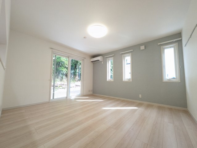 キャメロットAの居間・リビング