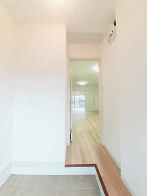 【玄関】 | コーポまるも