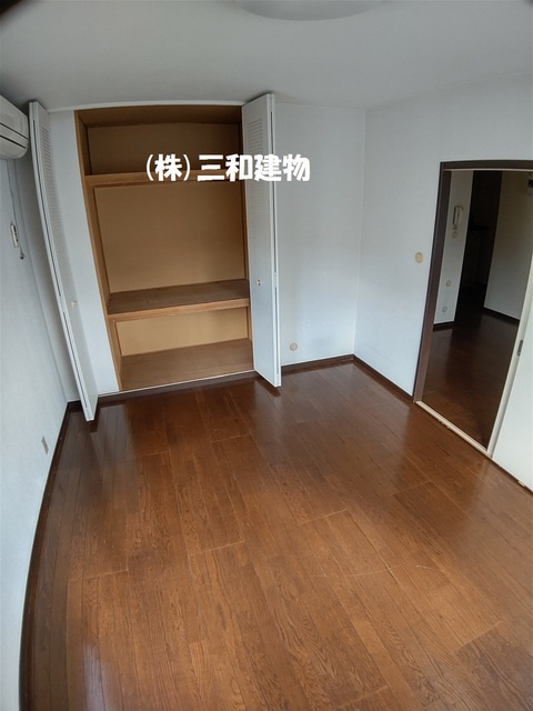 奥山ビルの収納