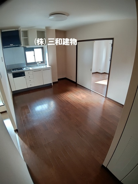 奥山ビルの居間・リビング