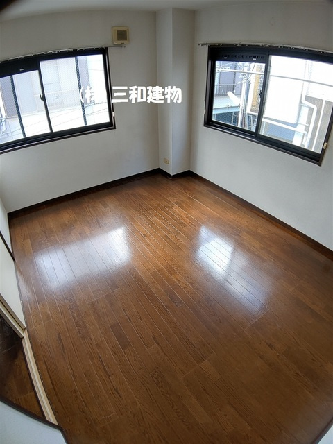 奥山ビルの内装