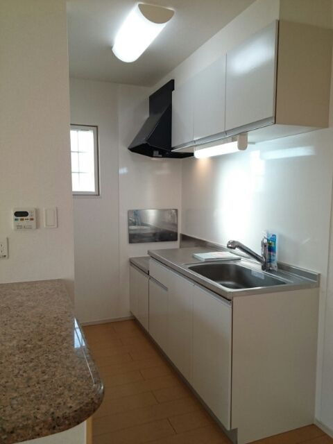 ウエスト　ブリッサ　Ｃ　　　刈谷市近郊の賃貸はクラスホームのキッチン