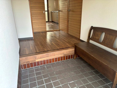 【玄関】 | 北葛城郡上牧町米山台3丁目