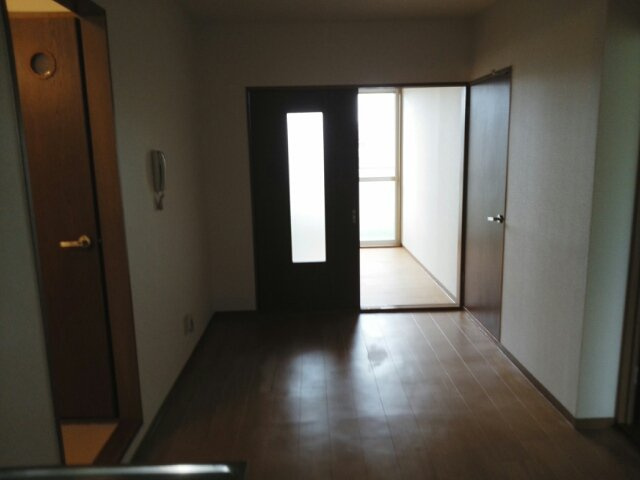 サンリバー２１の居間・リビング