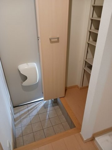 ルピエ紀三井寺の玄関