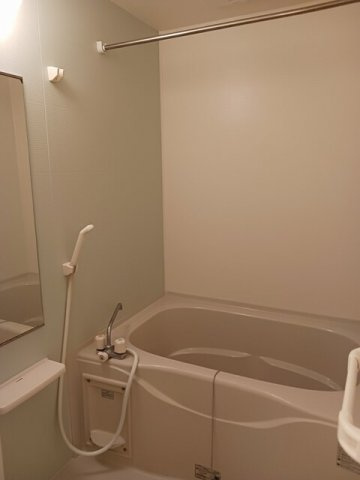 ルピエ紀三井寺の浴室