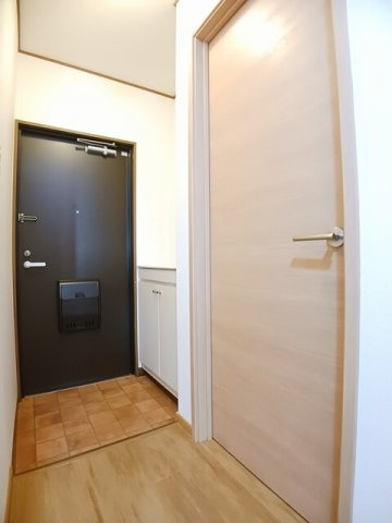 レジダンス・アンソレイエの玄関