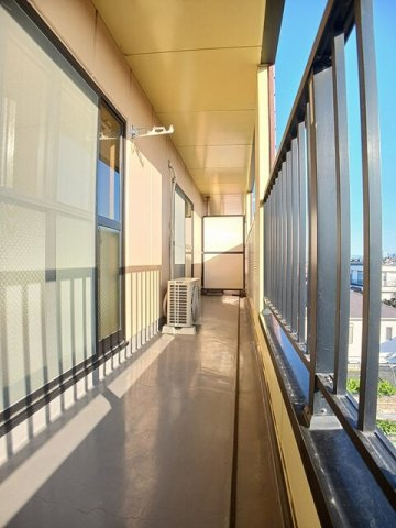 レジダンス・アンソレイエのバルコニー