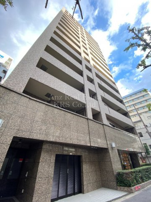 【外観】 | リーガル江戸堀ウエストパーク | 重厚感のあるタイル張りのマンションです★