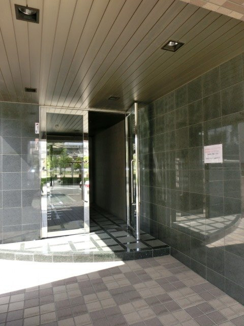 立光ロイヤルステージのエントランス