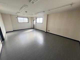 栃木市新井町貸倉庫　1棟の居間・リビング