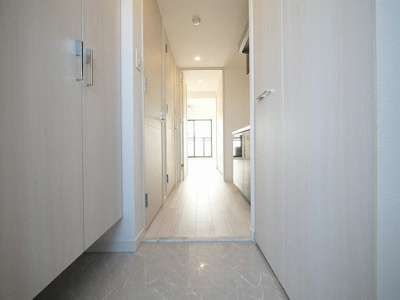 【玄関】 | ライジングメゾン新大阪サウス | 落ち着いた玄関です