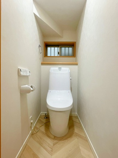 【トイレ】 | 茅ヶ崎市ひばりが丘 中古戸建て | 新規交換（新設）：洗浄便座（1階）