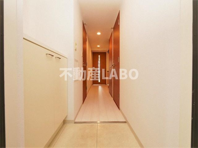 ルクレ難波の玄関