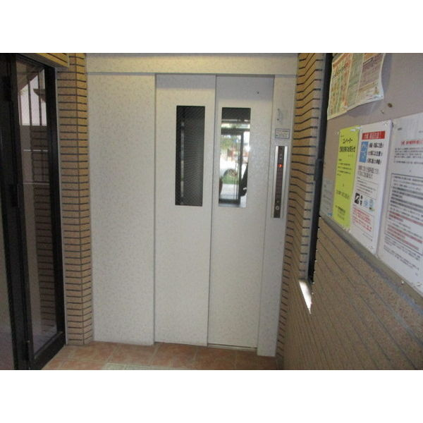 ウェルコート岡本