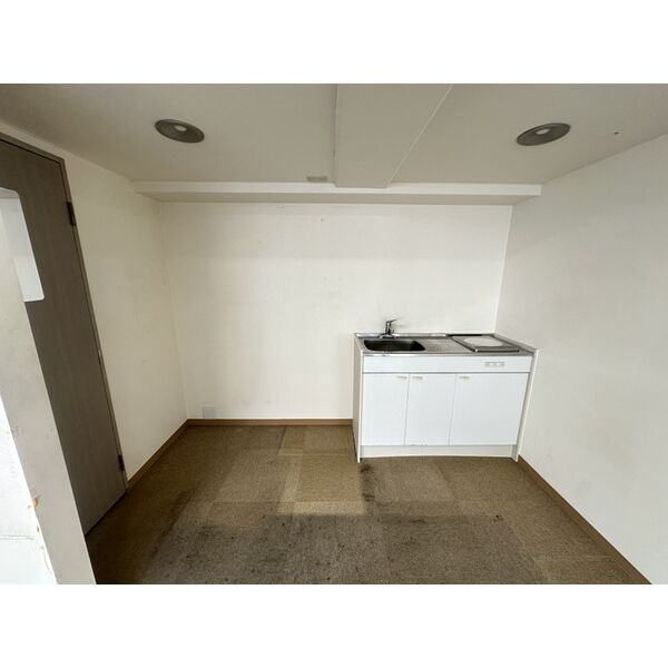 ウェルコート岡本