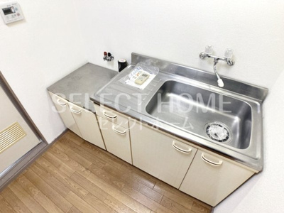  | シャレーミウラ