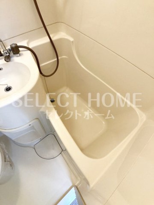  | シャレーミウラ