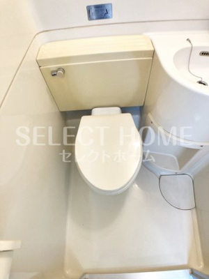 【トイレ】 | シャレーミウラ | 落ち着いた色調のトイレです
同型タイプ