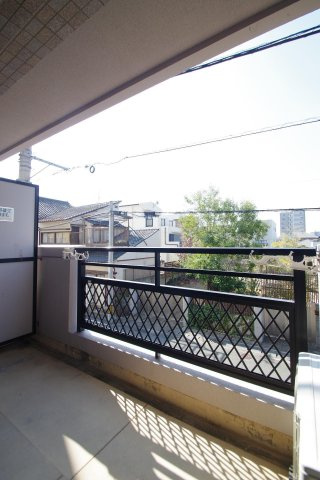 熊本市中央区新屋敷２丁目の賃貸マンションのバルコニー