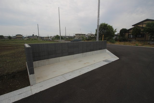 《分譲地》小山市間々田　全10区画の外観|ゴミステーション予定地（2025年6月撮影）