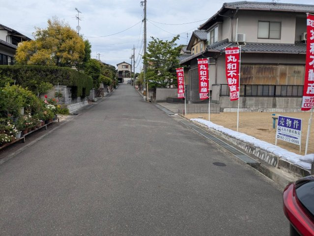 廿日市市前空2丁目　土地の前面道路含む現地写真