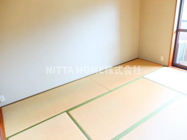 バードヒル東奥Ⅱの和室|和室も６帖のお部屋で寝室等に使用することができます☆彡