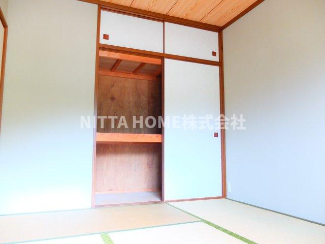 バードヒル東奥Ⅱの和室|和室についている収納です◇