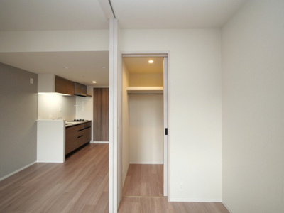 【収納】 | コンフォリア新大阪宮原Ｑ | 便利な収納スペースです