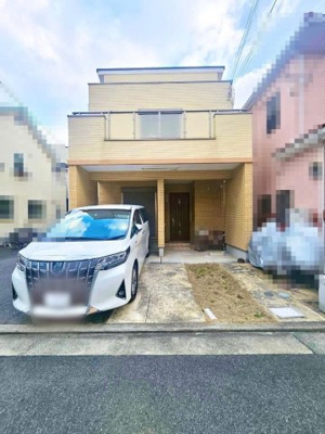 【外観】 | 浜寺諏訪森町中１丁　中古一戸建 | 南海本線「諏訪ノ森」駅まで徒歩２分！毎日の通勤や通学に便利です！