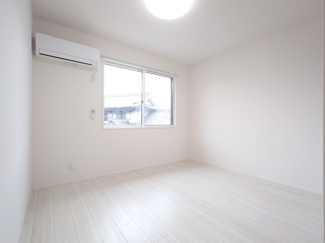 【内装】 | D-ROOM川北 | きれいな洋室です