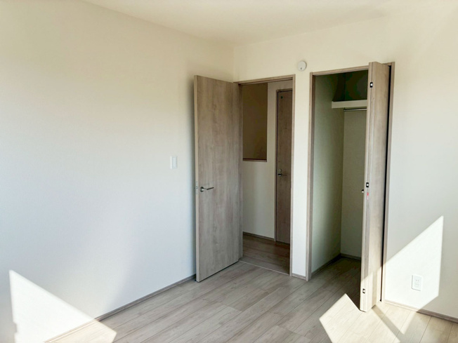 【洋室】 | 東熊堂 新築建売分譲住宅 建物＋土地 TW05594 | 沼津市東熊堂1号棟　洋室6.5帖 ※令和8年2月16日撮影写真