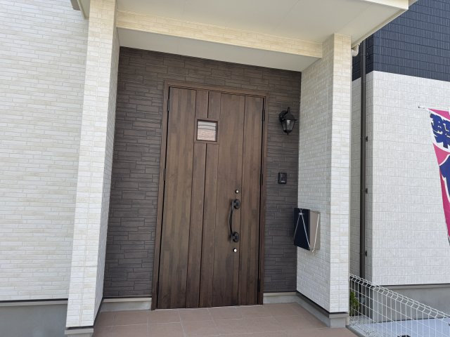 松戸市常盤平６丁目新築戸建【常盤平第二小学校：7分】のエントランス|エントランス・玄関ポーチ