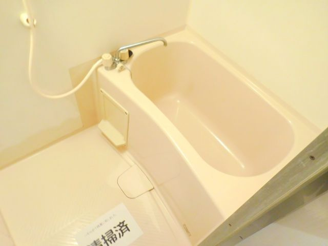 ブライトン高槻の浴室