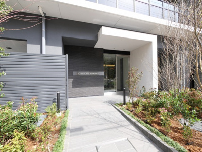 【エントランス】 | コンフォリア新大阪宮原Ｑ | 清潔なエントランスです