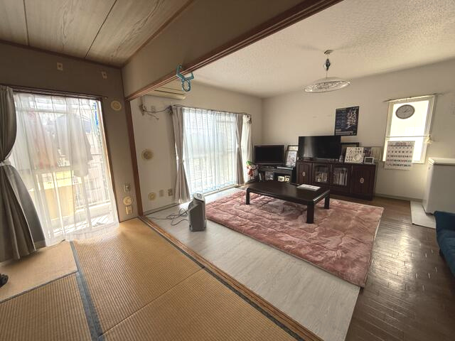 【居間・リビング】