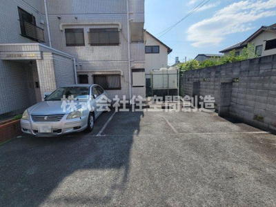 【駐車場】 | スタジオ１０８ソシエ本町