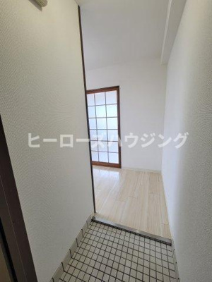 【玄関】 | スタジオ１０８ソシエ本町