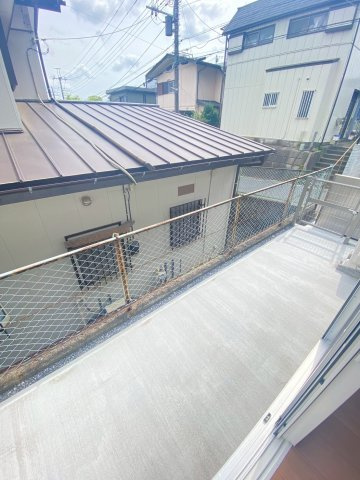 【バルコニー】