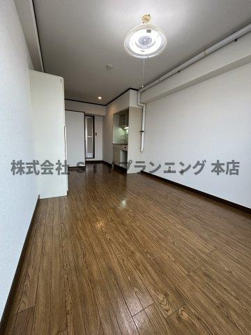 仲介手数料０円！クリーンあらたまの居間・リビング