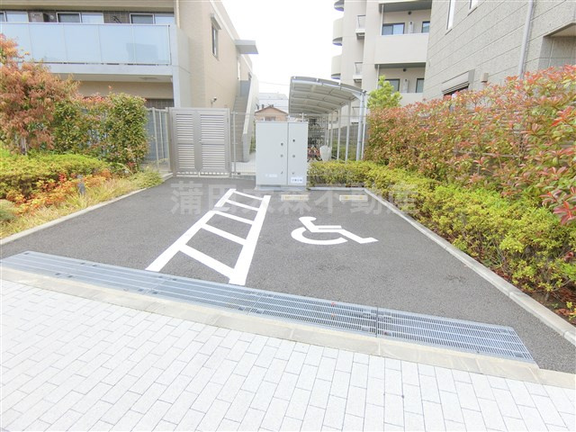 Mia CasaⅡ(ミアカーサツーの駐車場