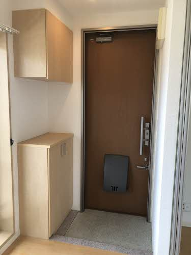 シャーメゾン上町の玄関