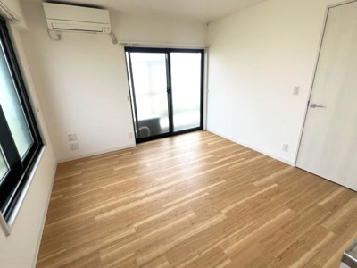 【居間・リビング】 | 芦屋リバーウエストマンション