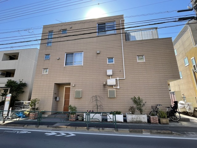 狛江市・岩戸南４丁目メゾンの外観