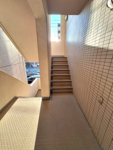 ベルエール方南町のロビー