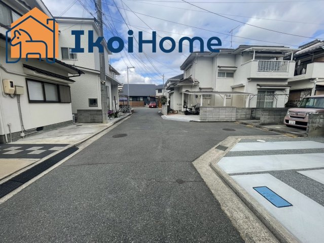 明石市大久保町大窪　新築戸建　B号棟のエントランス|●年中無休：当日予約可●西区、垂水区、明石市初。弊社は契約前に新築戸建の住宅診断を無料で行っています