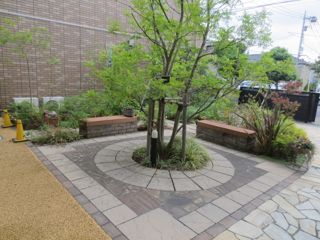 Ｓｔａｒ　Ｆｉｅｌｄのロビー|★植栽が並ぶエントランス★