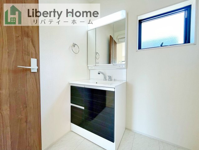 笠間市笠間第10　新築戸建　1号棟の独立洗面台