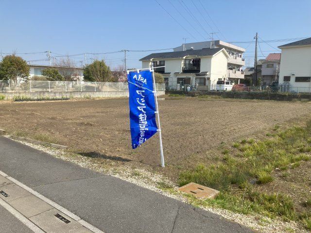 敷地面積98坪　売地　三郷市戸ヶ崎①の外観|敷地面積約98坪！建築条件なし売地♪お好きなハウスメーカーや工務店で建築可能です♪
